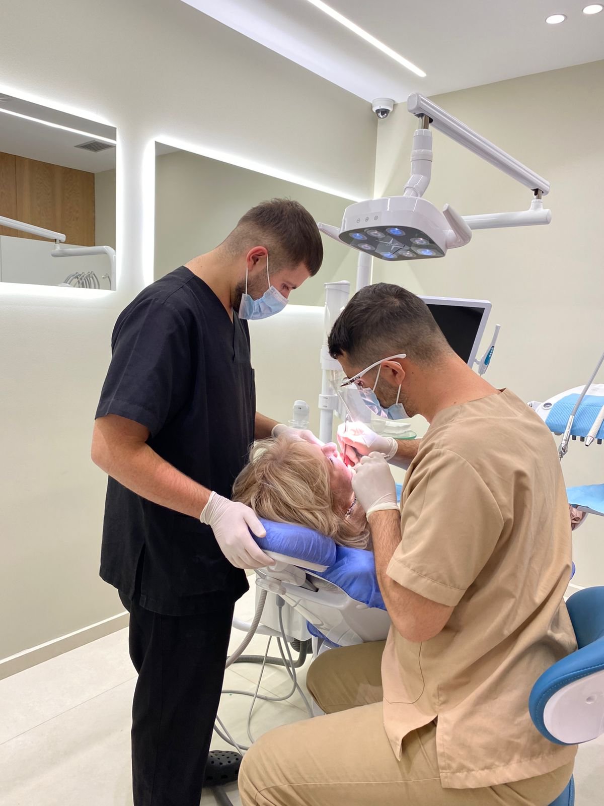 Studio dentistico moderno iDent